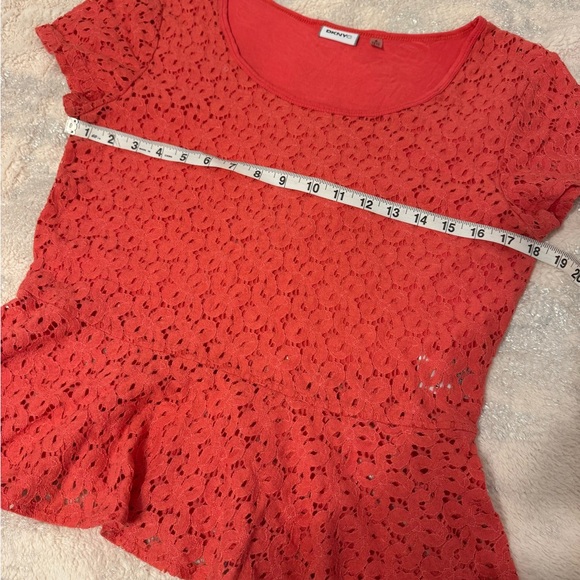 DKNYC, orange lace peplum short sleeve es top, medium - Picture 4 of 5